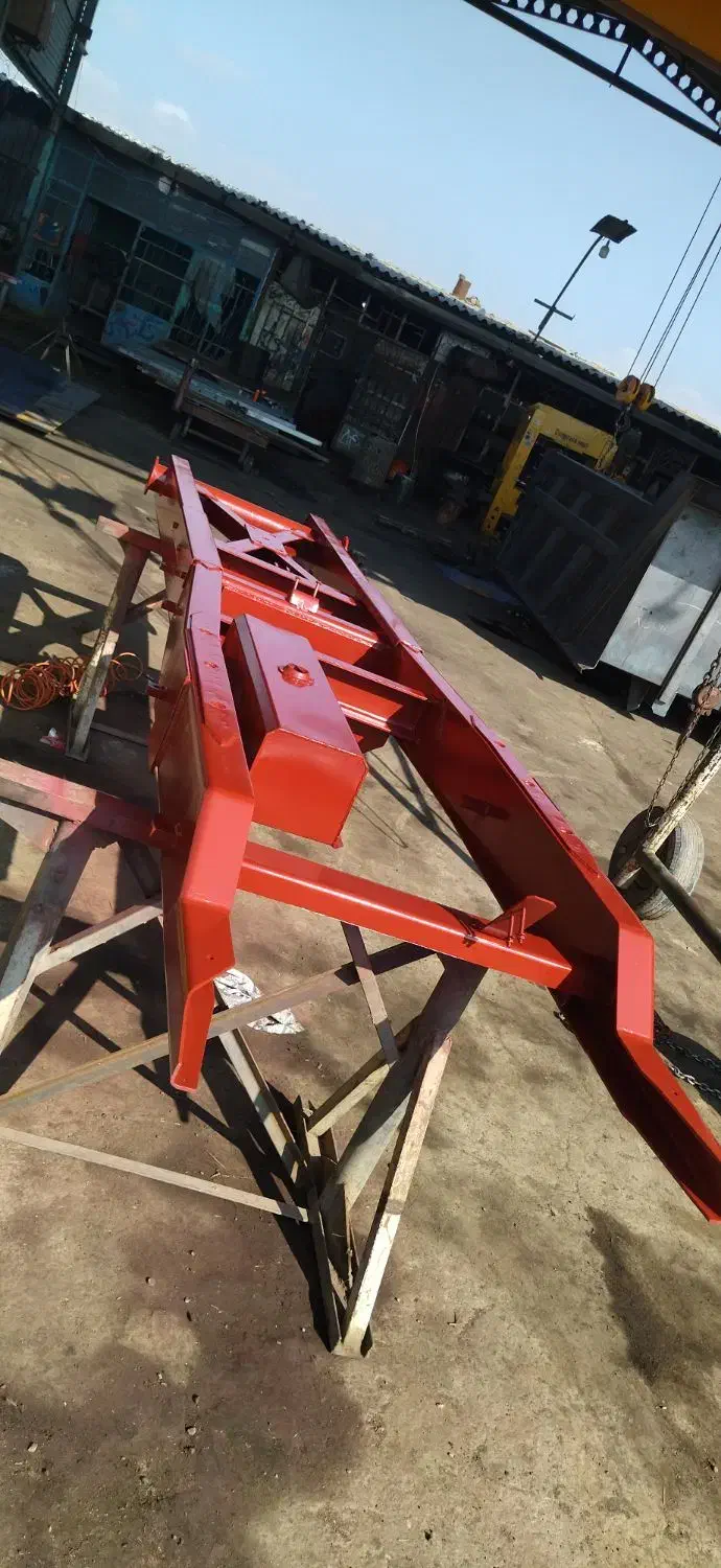 به یک نفر نقاش ماهر نیازمندیم|استخدام صنعتی، فنی، مهندسی|نیشابور, مازول|دیوار