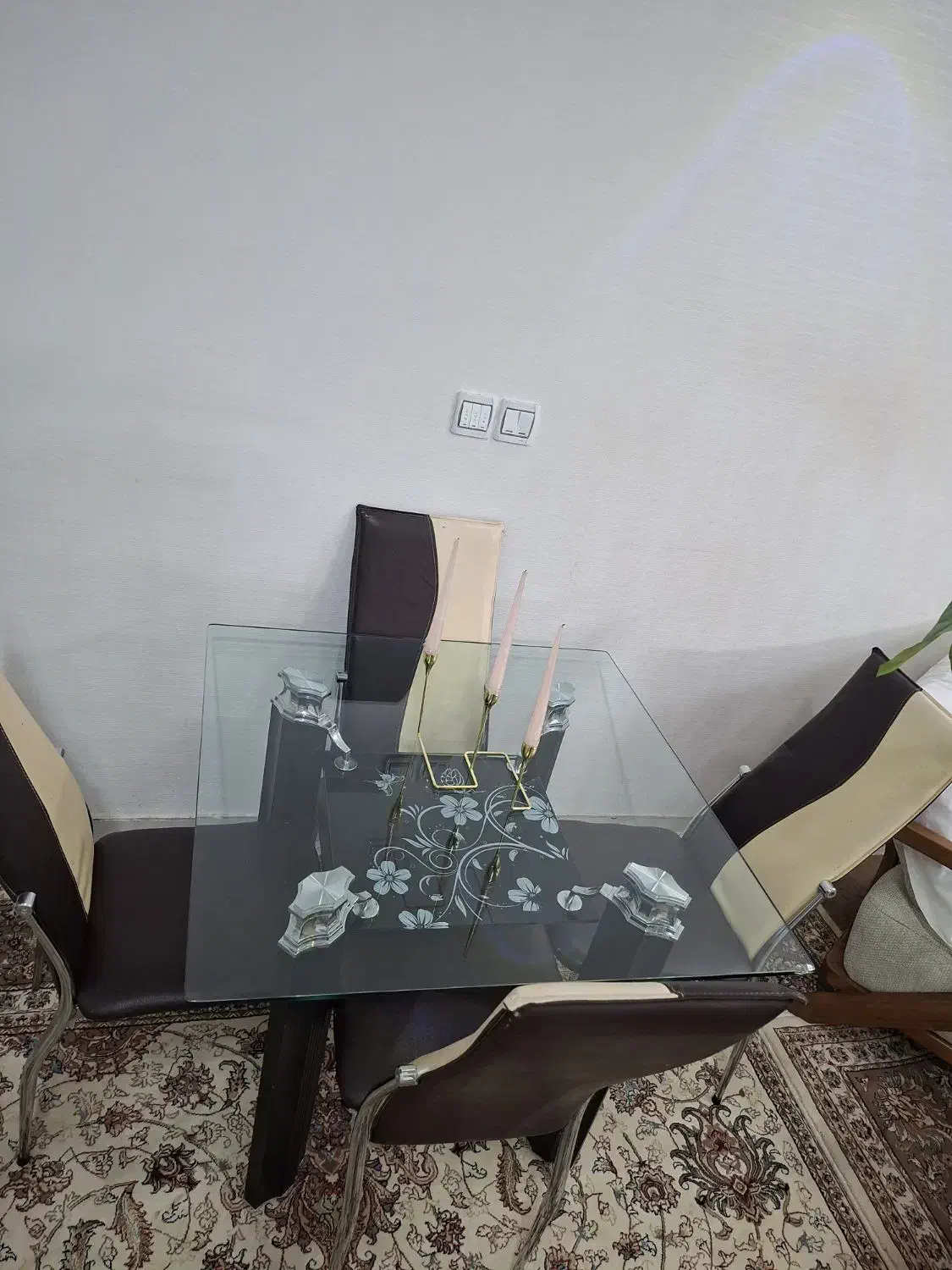 میزناهارخوری|میز و صندلی غذاخوری|تربت‌حیدریه, شهرک ولیعصر|دیوار