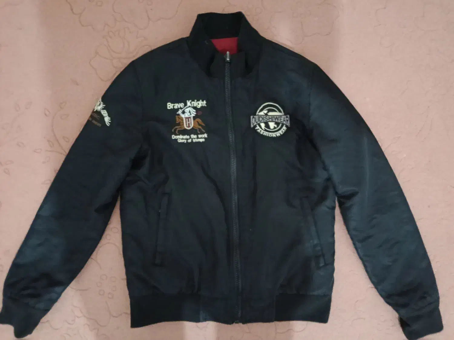 کت خلبانی|لباس|دهلران, |دیوار