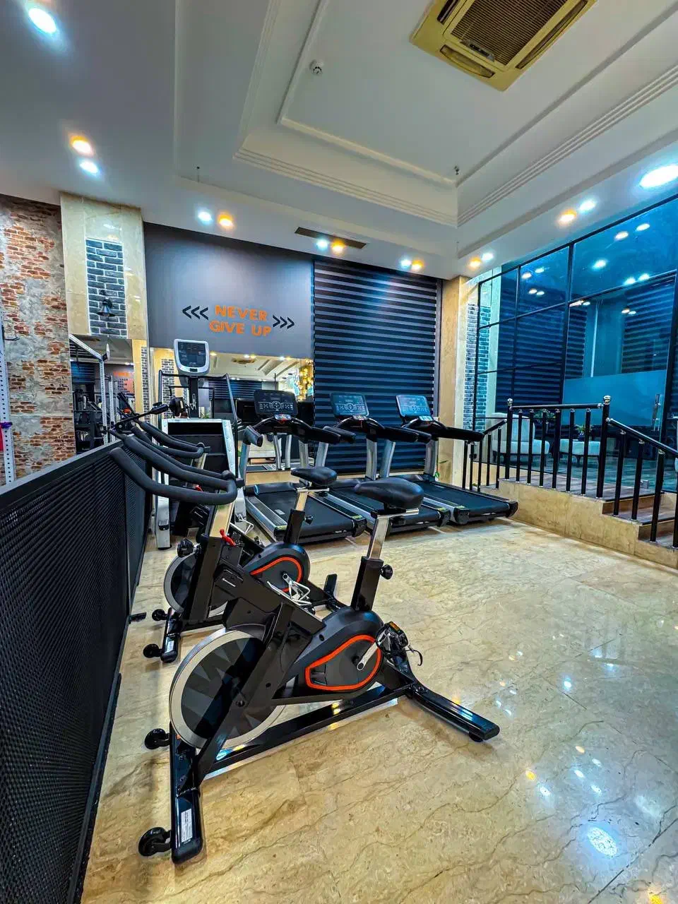 نیروی خدمات،منشی،کافی شاپ خانوم برای‌باشگاه‌بانوان|استخدام اداری و مدیریت|مشهد, آزادشهر|دیوار