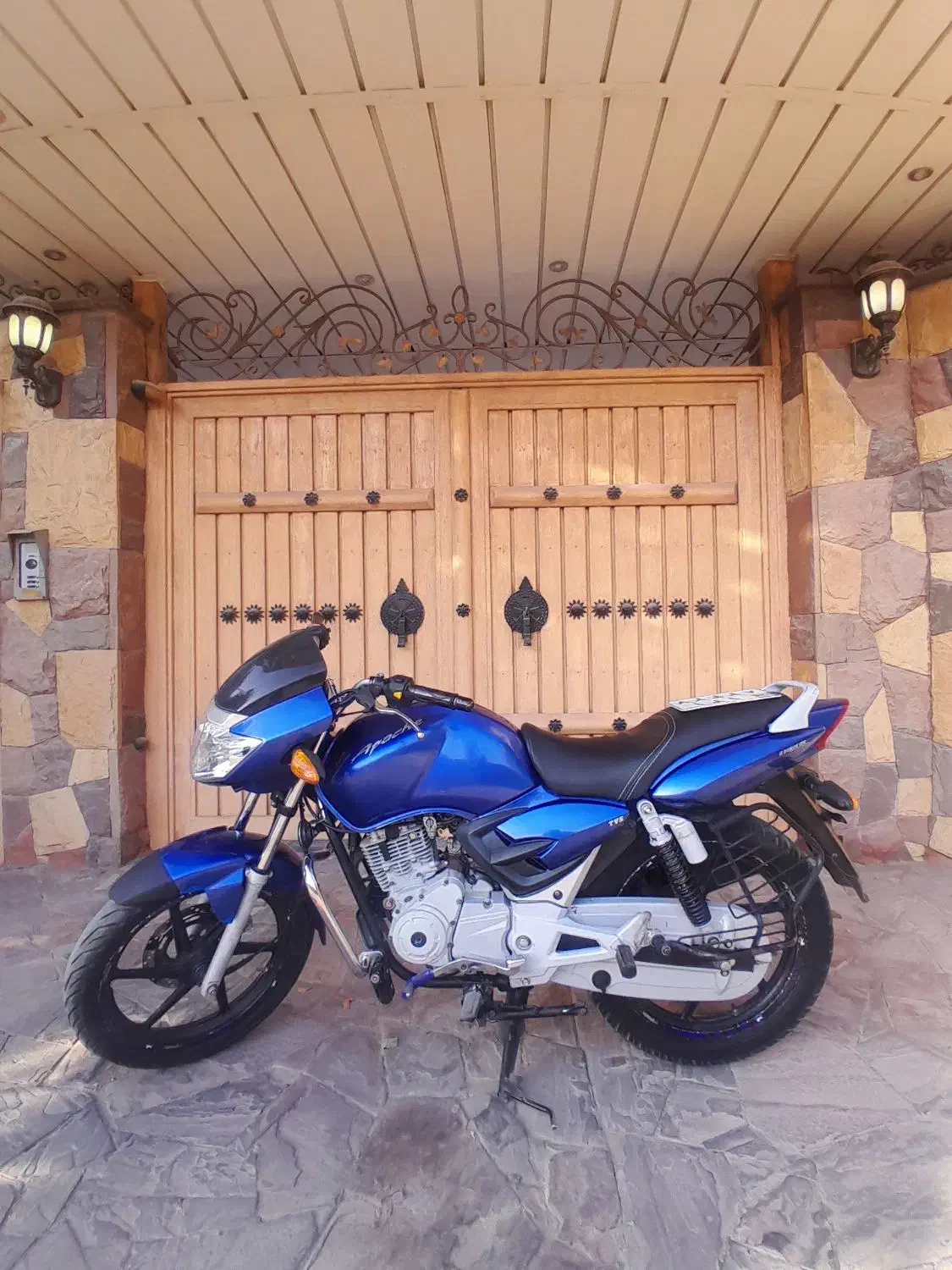 آپاچی ۱۵۰ مدل ۸۶ کلکسیونی|موتورسیکلت|تهران, تهرانسر شرقی|دیوار