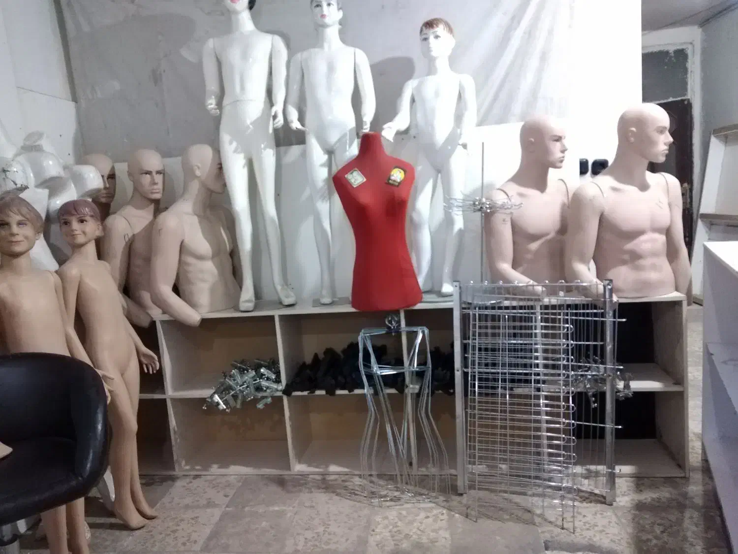 قفسه مانکن رگال دکور چوبکار پاچال سبد حراجی|فروشگاه و مغازه|مشهد, رده|دیوار