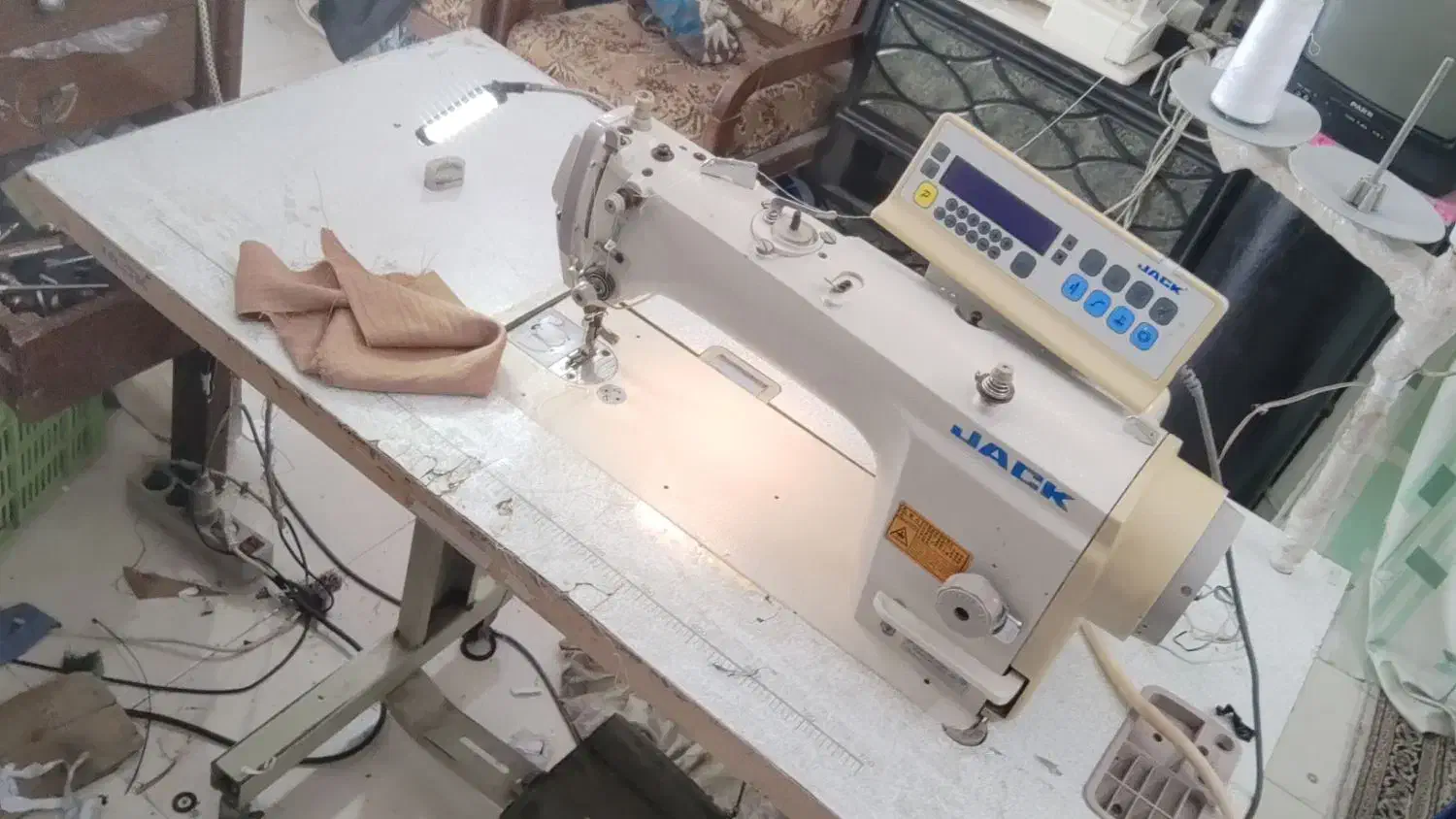 چرخ کامپیوتری جک با ضمانت|چرخ خیاطی و ریسندگی|قائمشهر, |دیوار