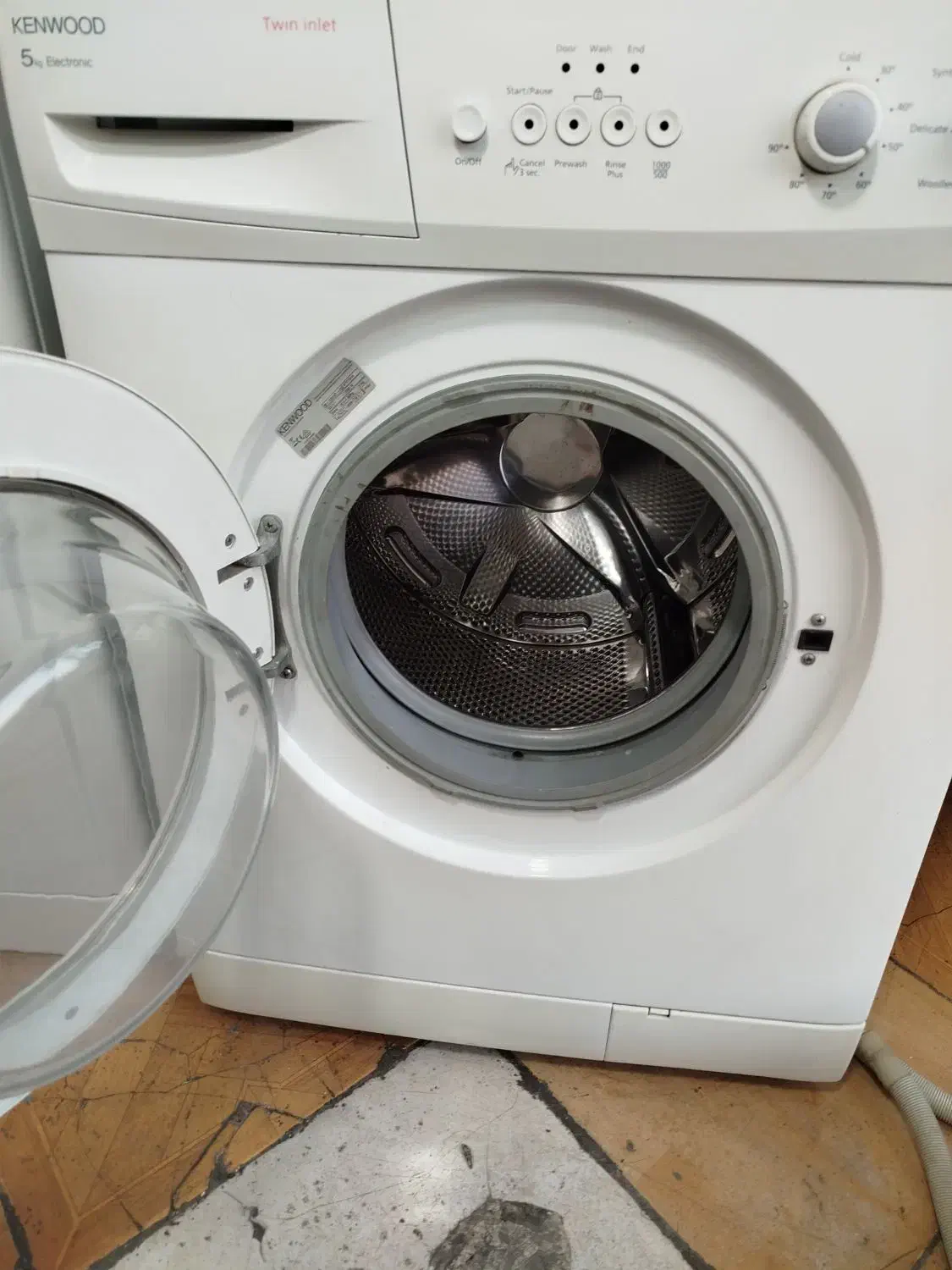 ماشین لباسشویی کنوود ۵ کیلویی هزار دور|ماشین لباسشویی و خشک‌کن لباس|اسلام‌شهر, شهرک مهدیه|دیوار