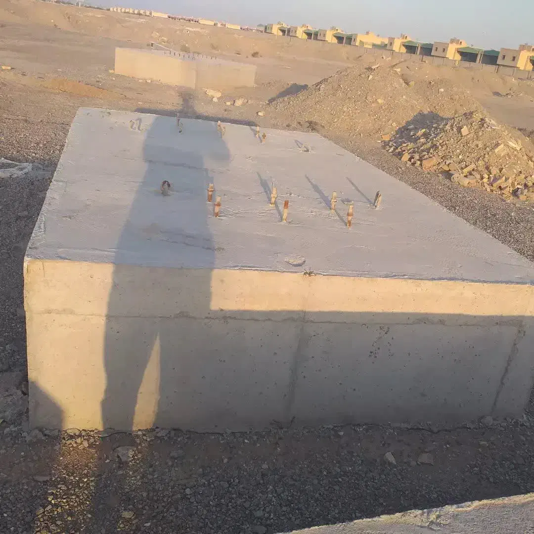 ارماتوربندی و قالب بندی فنداسیون های تابلو نشان|خدمات پیشه و مهارت|یزد, |دیوار