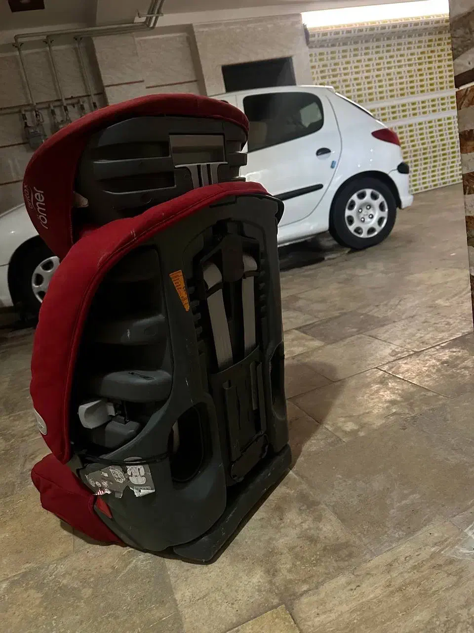 صندلی ماشین خارجی|تخت و صندلی بچه|ساری, |دیوار