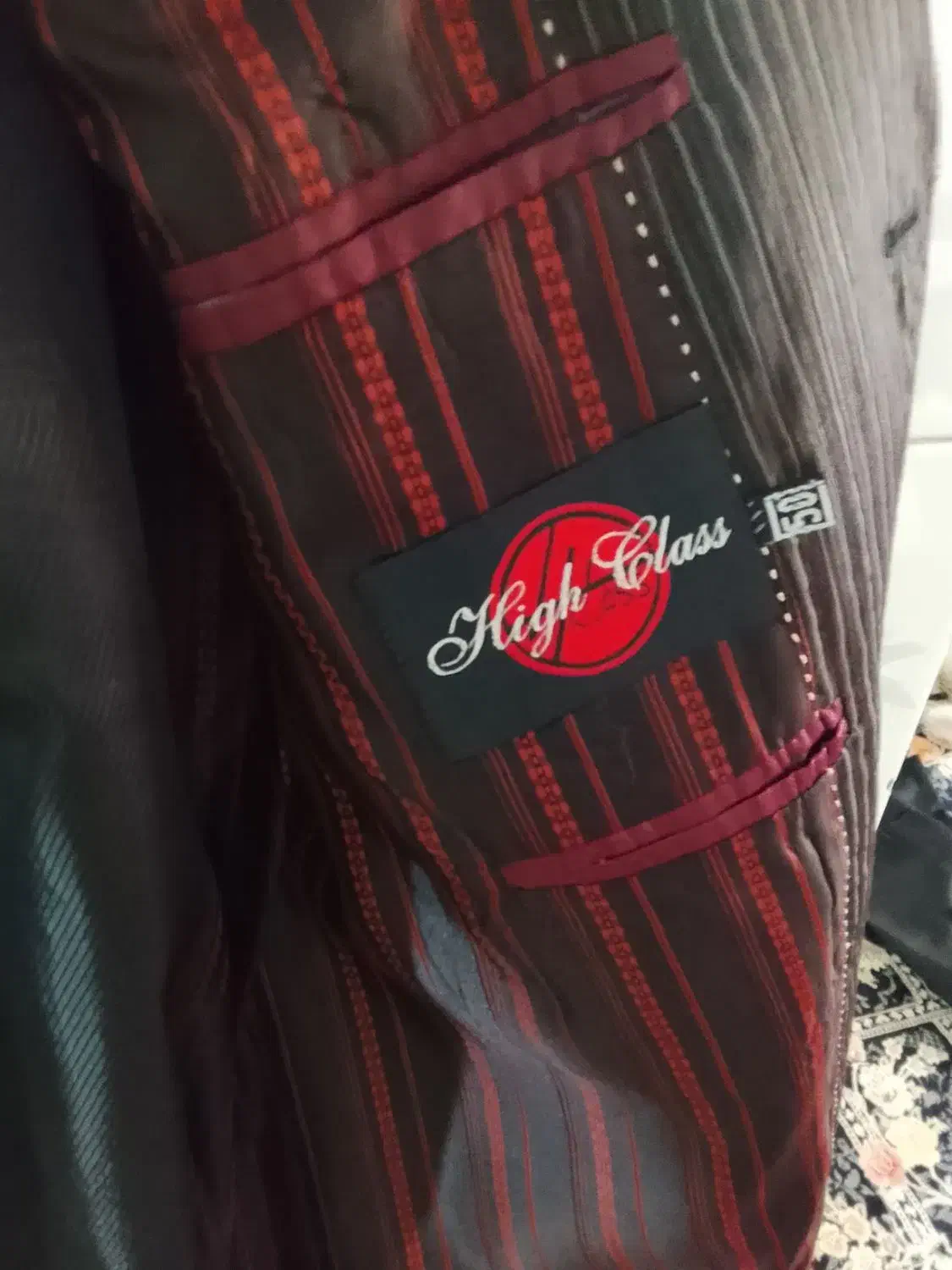 ۲ عدد کت تک|لباس|مشهد, طبرسی شمالی|دیوار