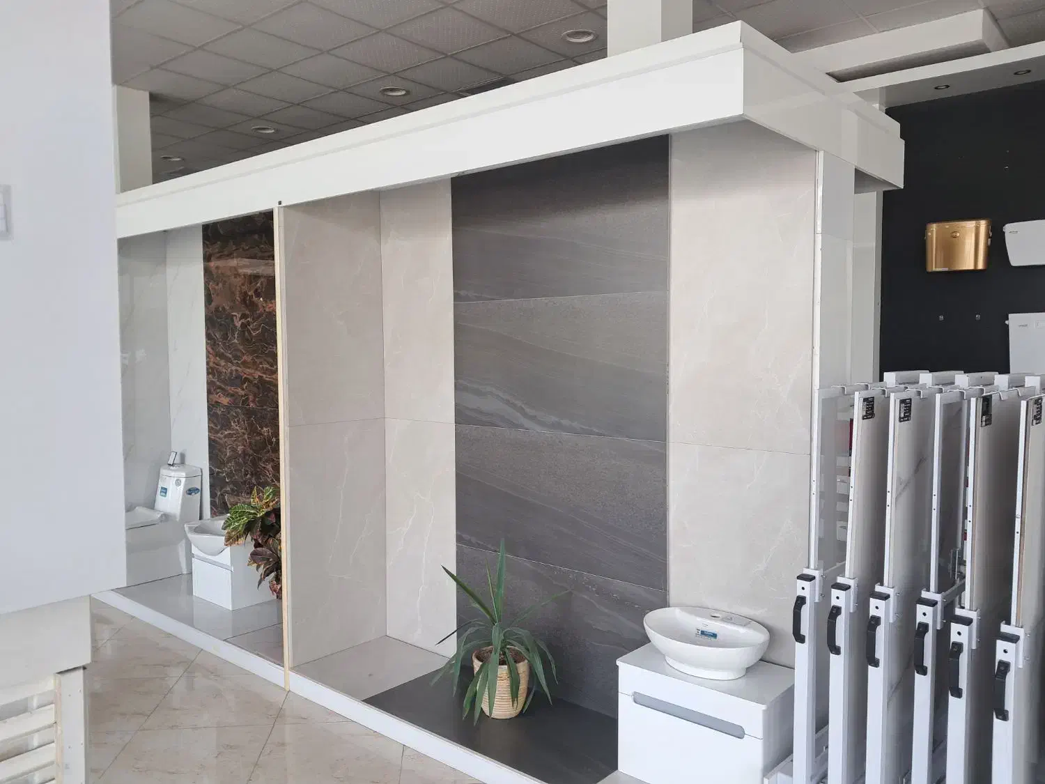 کاشی سرامیک کلی جزئ واسلب سوپر پولیش زیر قیمت|مصالح و تجهیزات ساختمان|مشهد, میان ولایت|دیوار