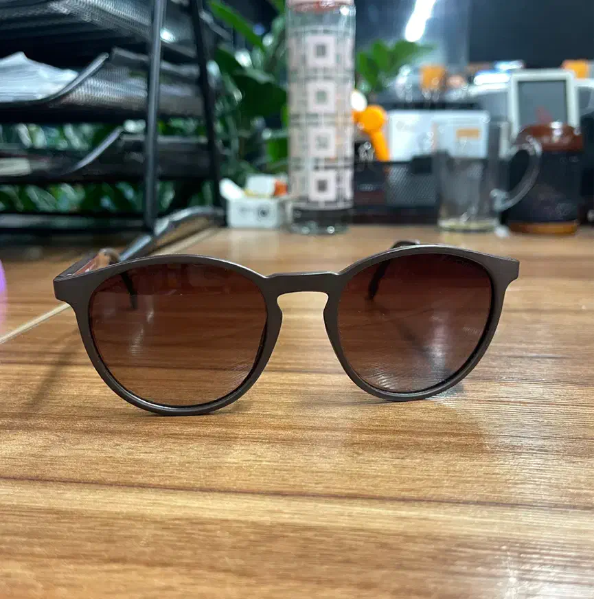 عینک آفتابی برند Carrera|زیورآلات و اکسسوری|فردیس, شهرک صنعتی سیمین دشت|دیوار