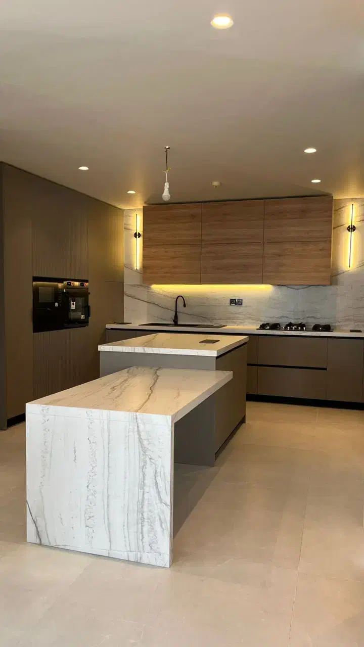 سعادت اباد/۲۶۰متر/ویو ابدی/فول بازسازی