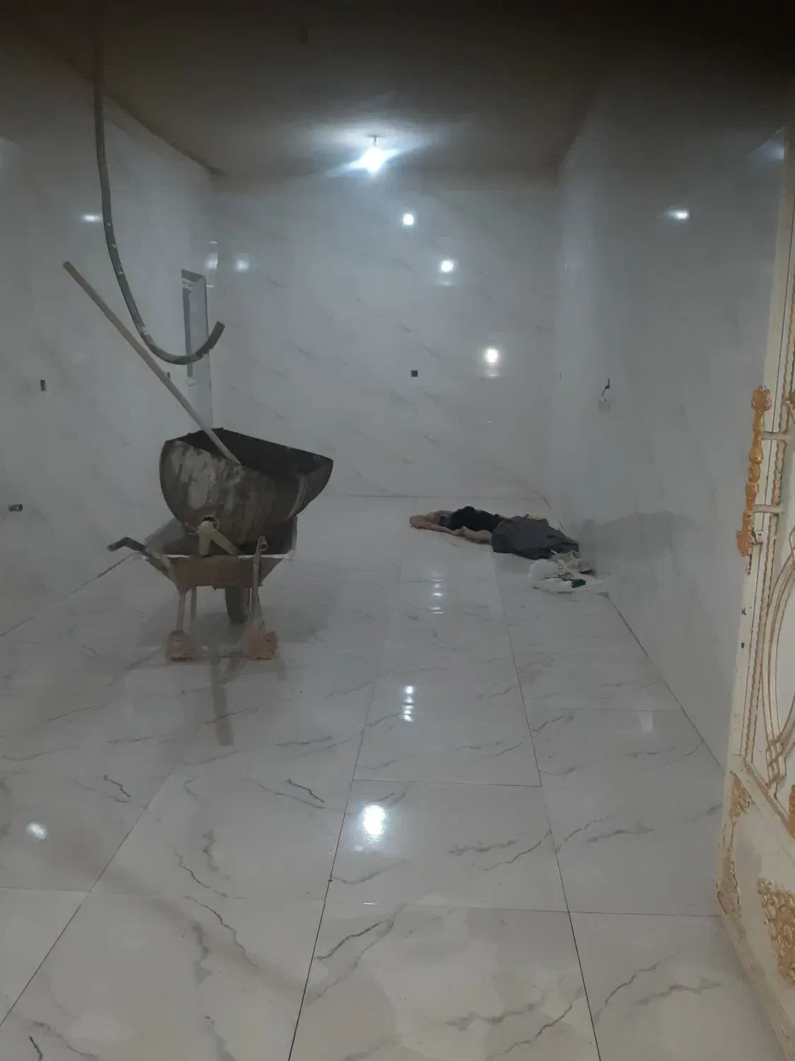 انجام کارهای ساختمانی و تعمیرات|خدمات پیشه و مهارت|ایلام, |دیوار