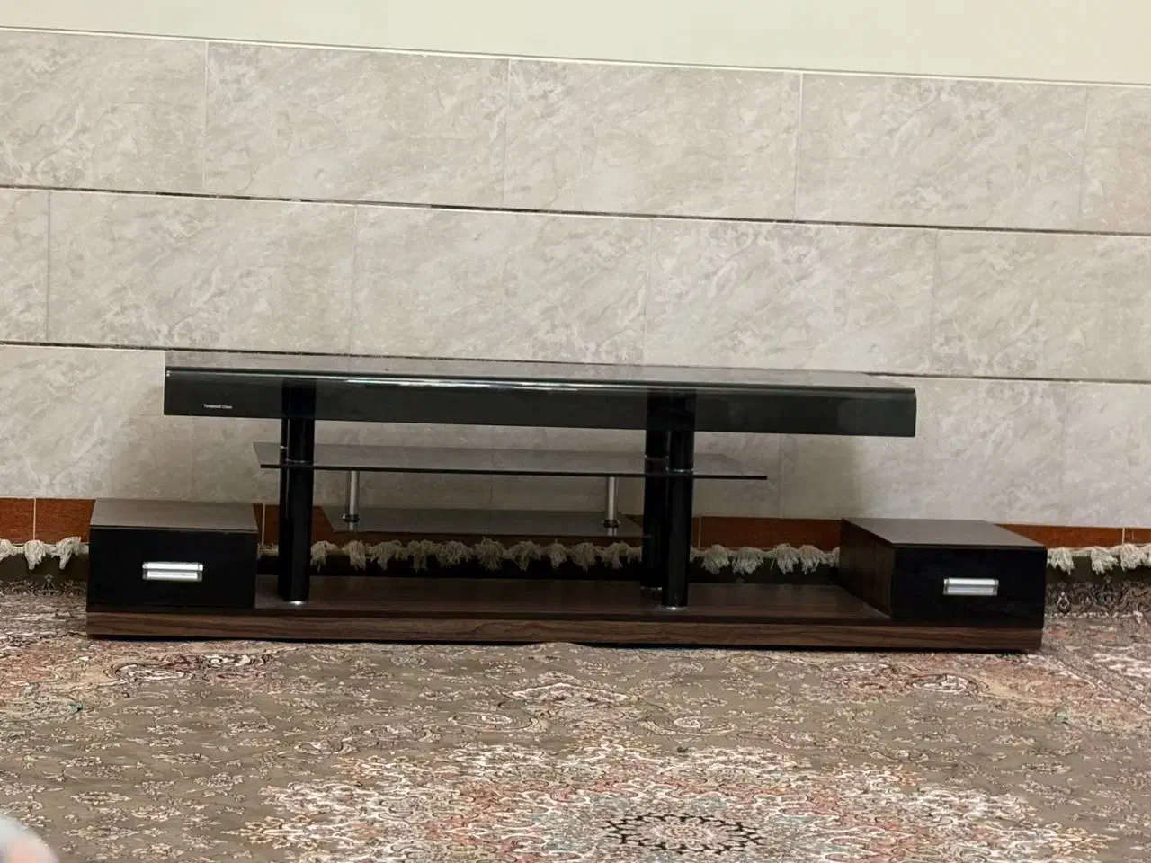 میز تلویزیون|میز تلویزیون|شیراز, فخرآباد (دروازه کازرون)|دیوار