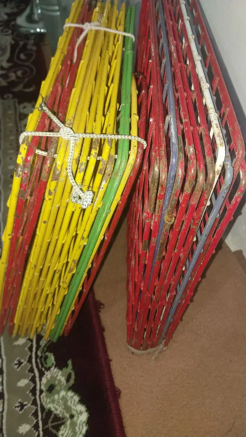 قفسه طوری فلزی    برای  کتابخانه و  کتاب و دفتر  ‌|کتابخانه، شلف، قفسه‌های دیواری|میانه, |دیوار