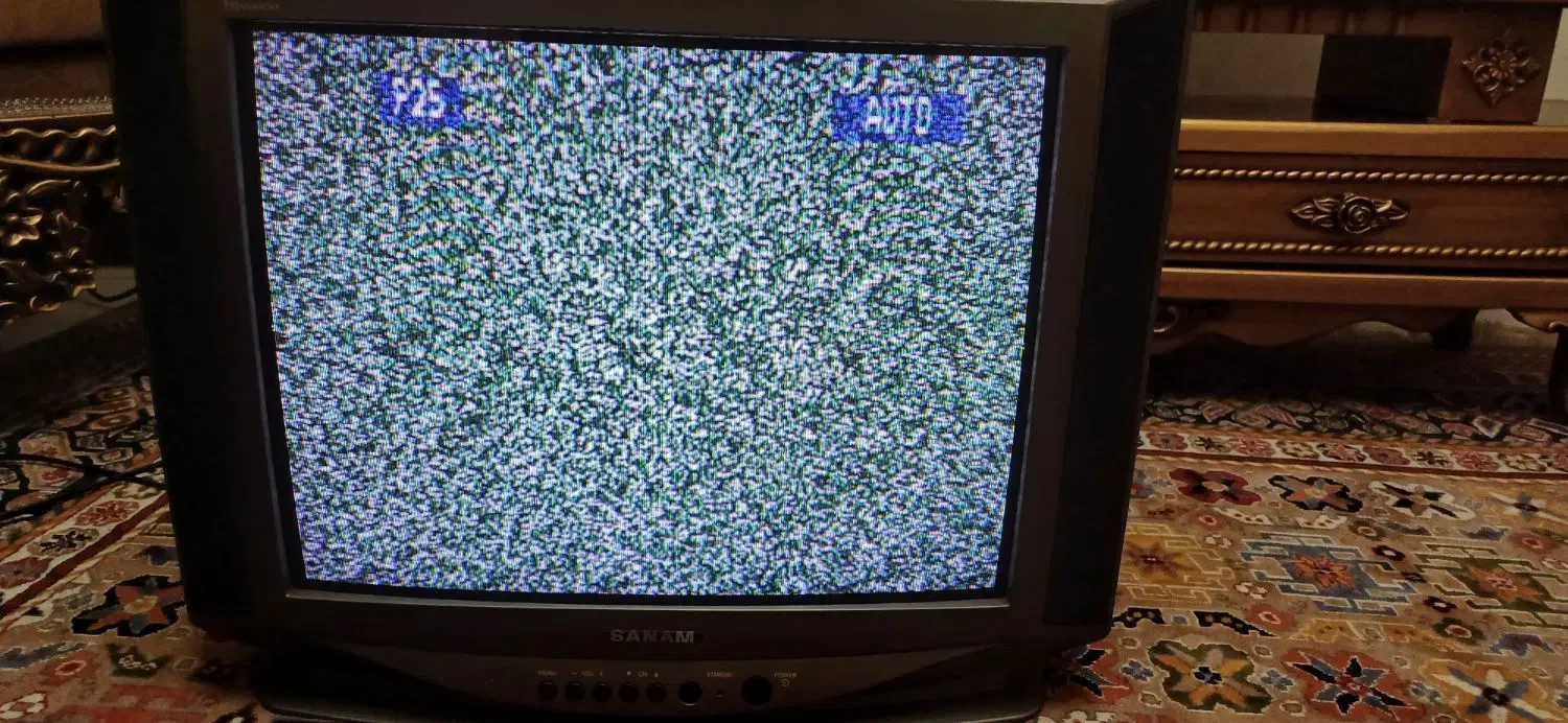 تلویزیون SANAM|تلویزیون و پروژکتور|رشت, نظری|دیوار