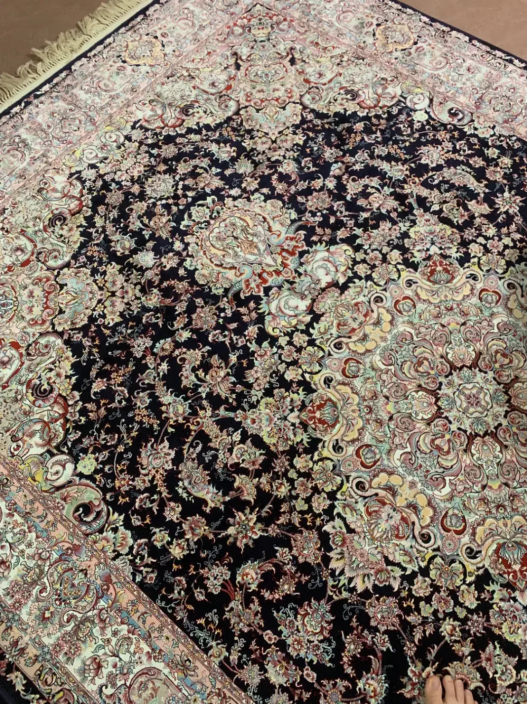 یک جفت فرش ۹متری ویک ۶متری|فرش|اسلام‌شهر, باغ فیض|دیوار