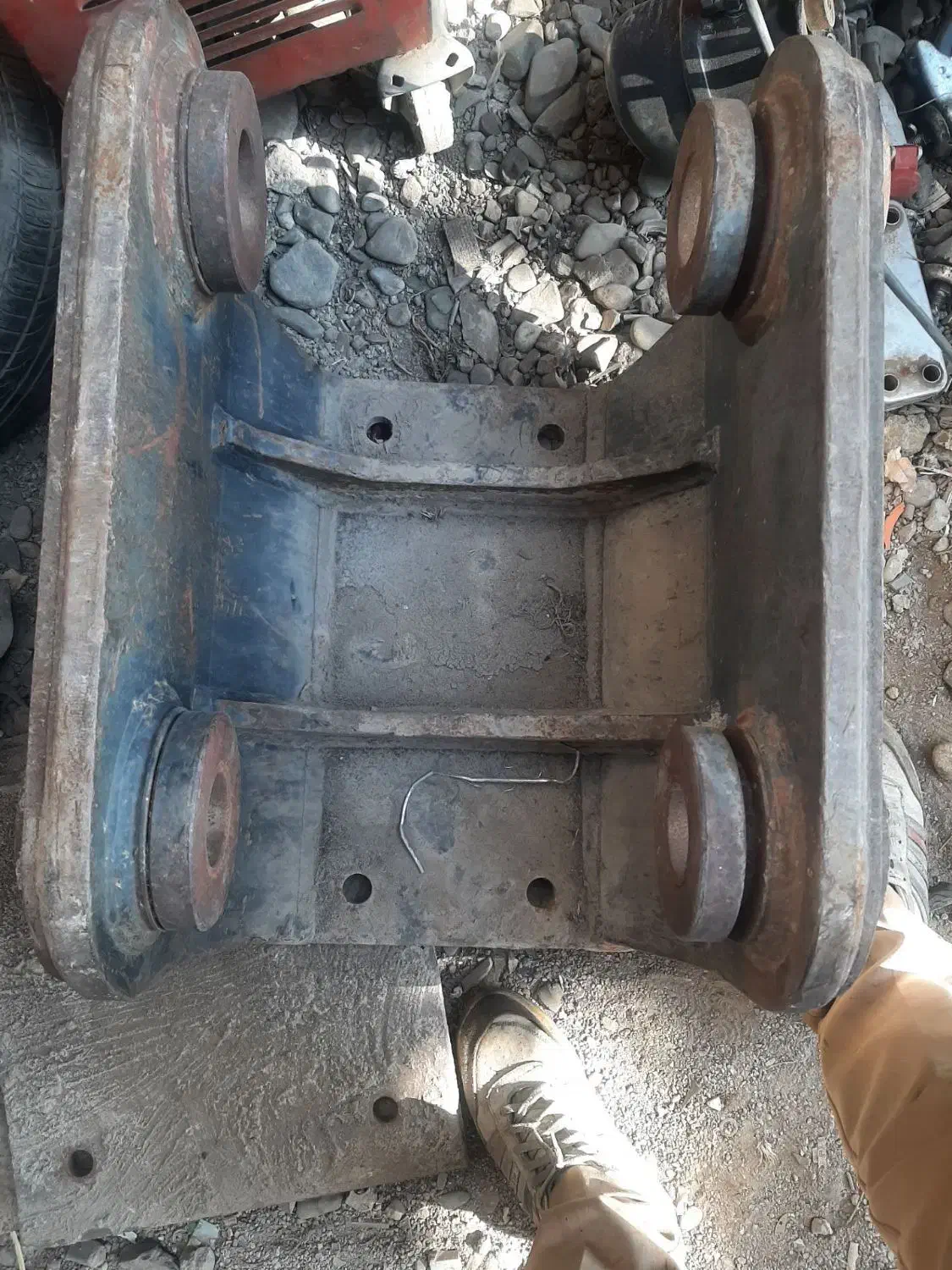 براکت پیکور بیل مکانیکی ۲۲۰ خط ۷|خودرو سنگین|صفادشت, |دیوار