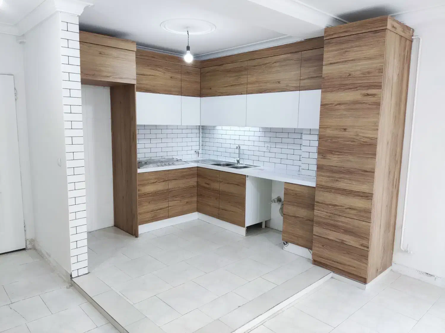 فروش واحد آپارتمان ۸۵ متری ۲خواب طبقه اول|فروش آپارتمان|رشت, هلال احمر|دیوار