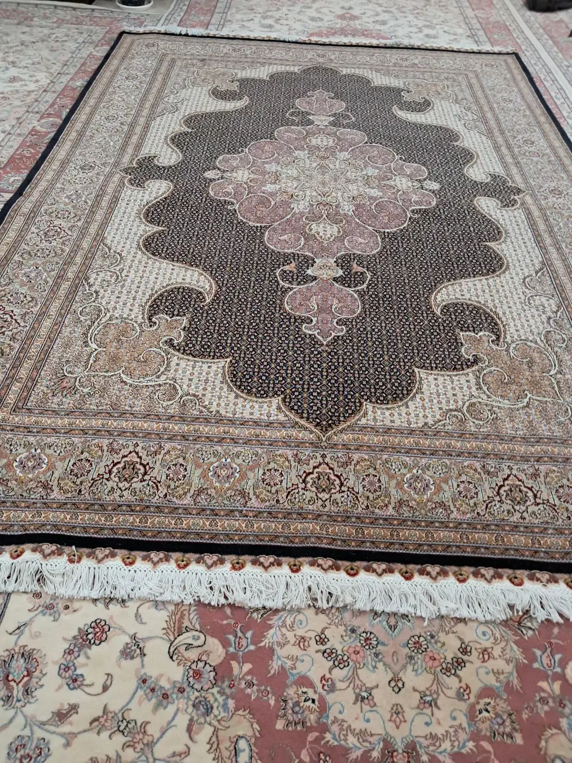 فروش قالی دستباف تبریز|فرش|کرج, مهرویلا شمالی|دیوار