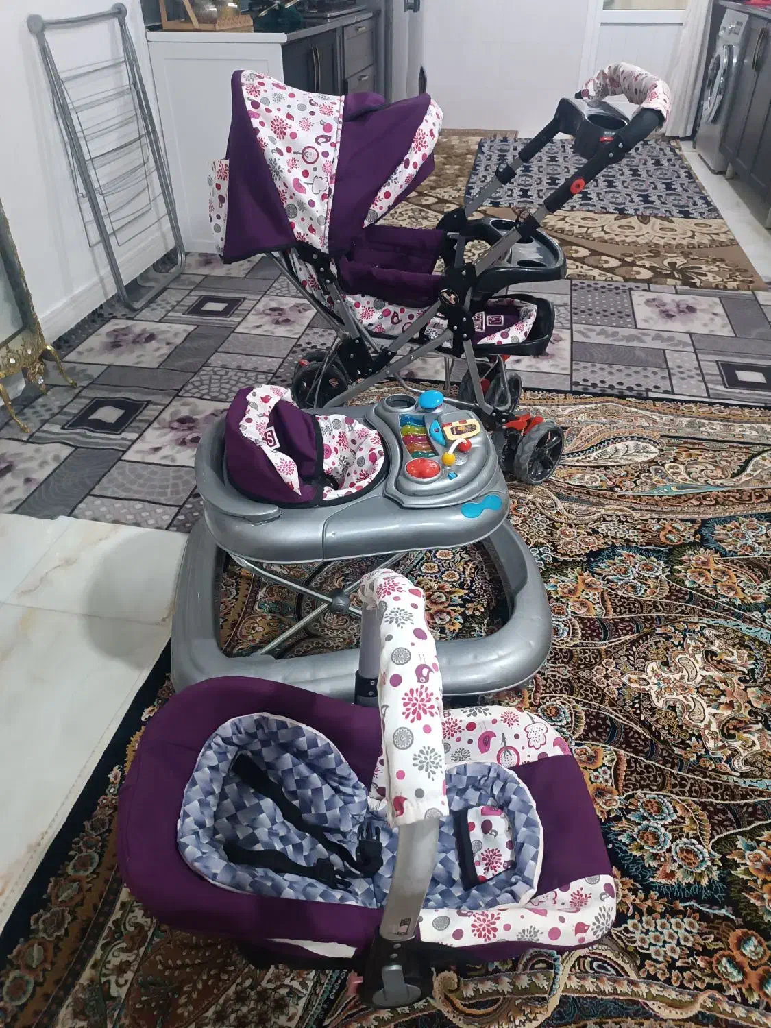 کالسکه و رورولک و کریر|کالسکه و لوازم جانبی|وحیدیه, |دیوار