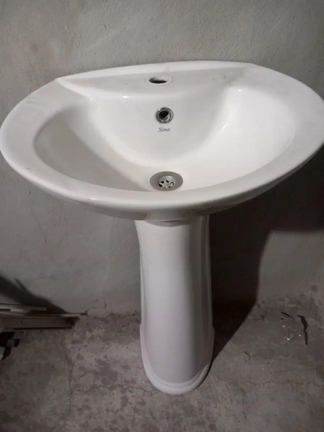 روشویی نو درحداک به علت جابجایی|لوازم سرویس بهداشتی|مشهد, جاهد شهر|دیوار