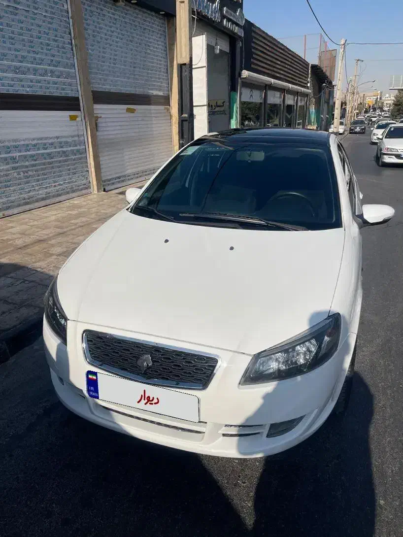 رانا پلاس سقف شیشه ای|خودرو سواری و وانت|قم, چهل درخت|دیوار