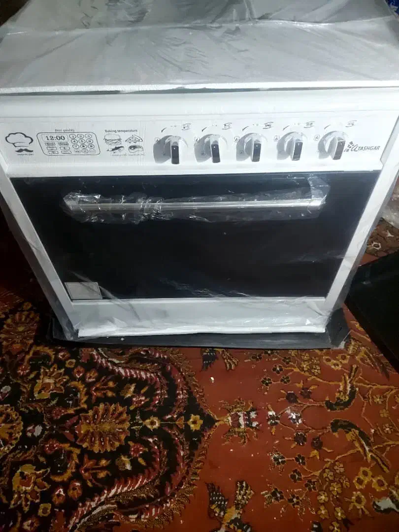 تعدادی وسایل اشپزخانه بفروش میرسد|تلویزیون و پروژکتور|میناب, |دیوار