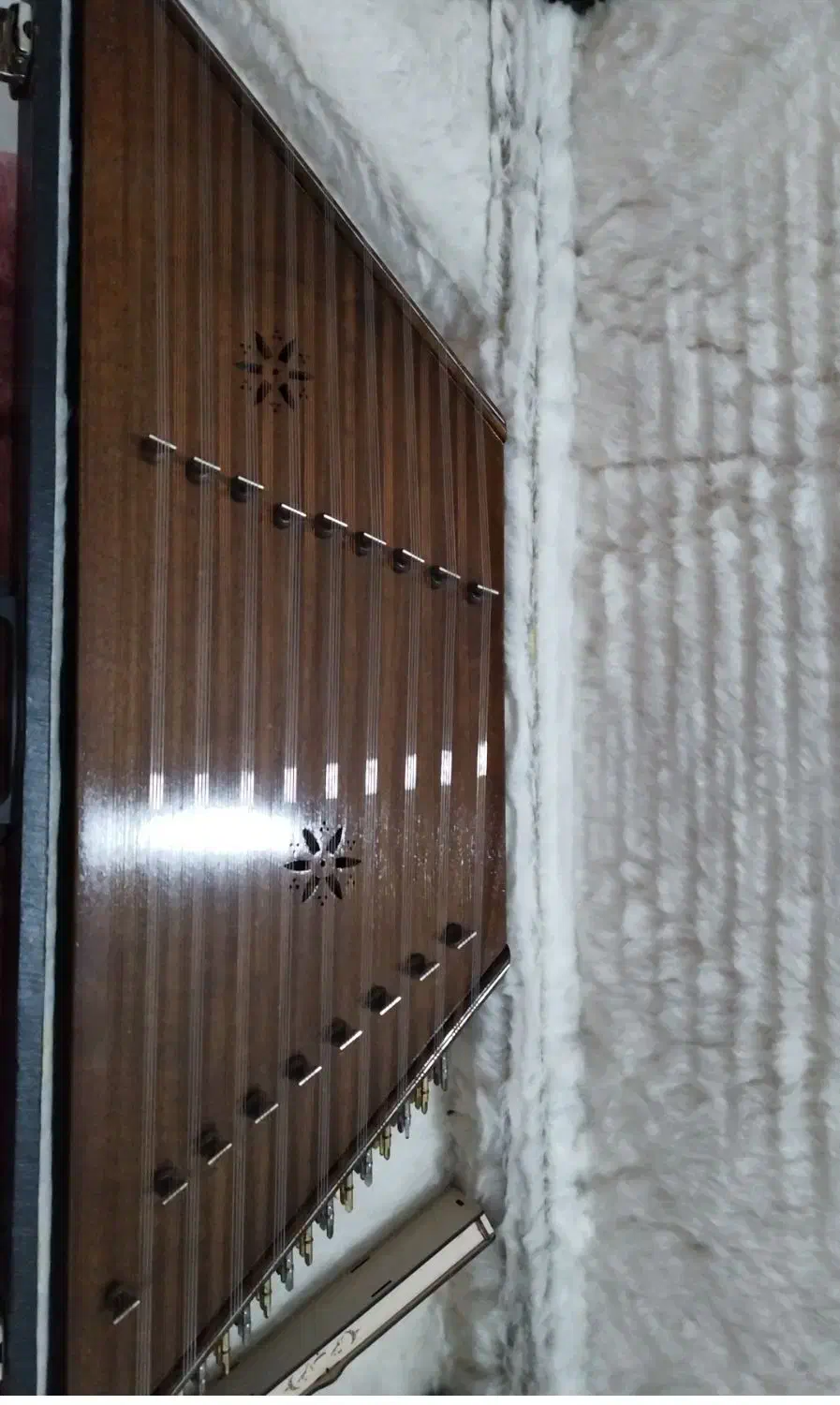 سنتور|سازهای سنتی|کیاشهر, |دیوار