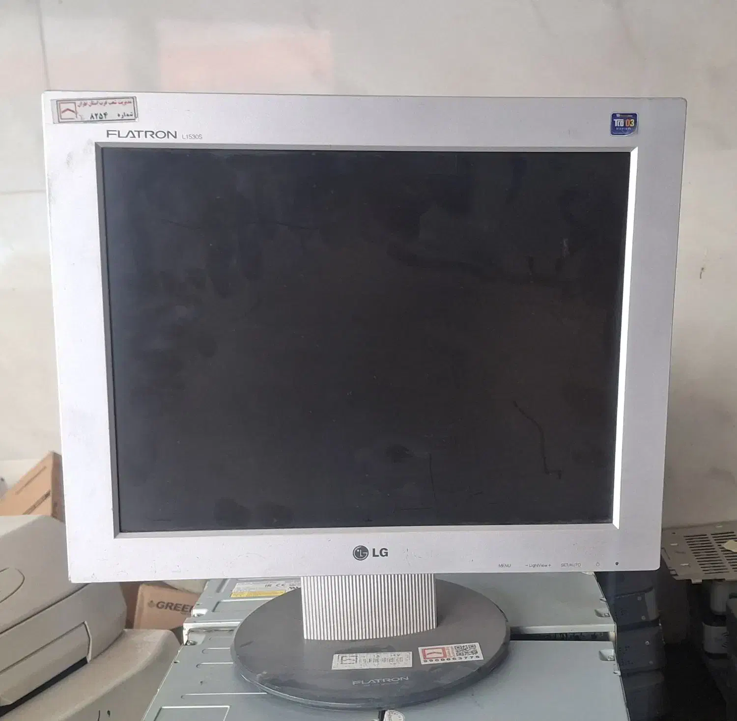 مانیتور 15 اینچ|قطعات و لوازم جانبی رایانه|نسیمشهر, |دیوار