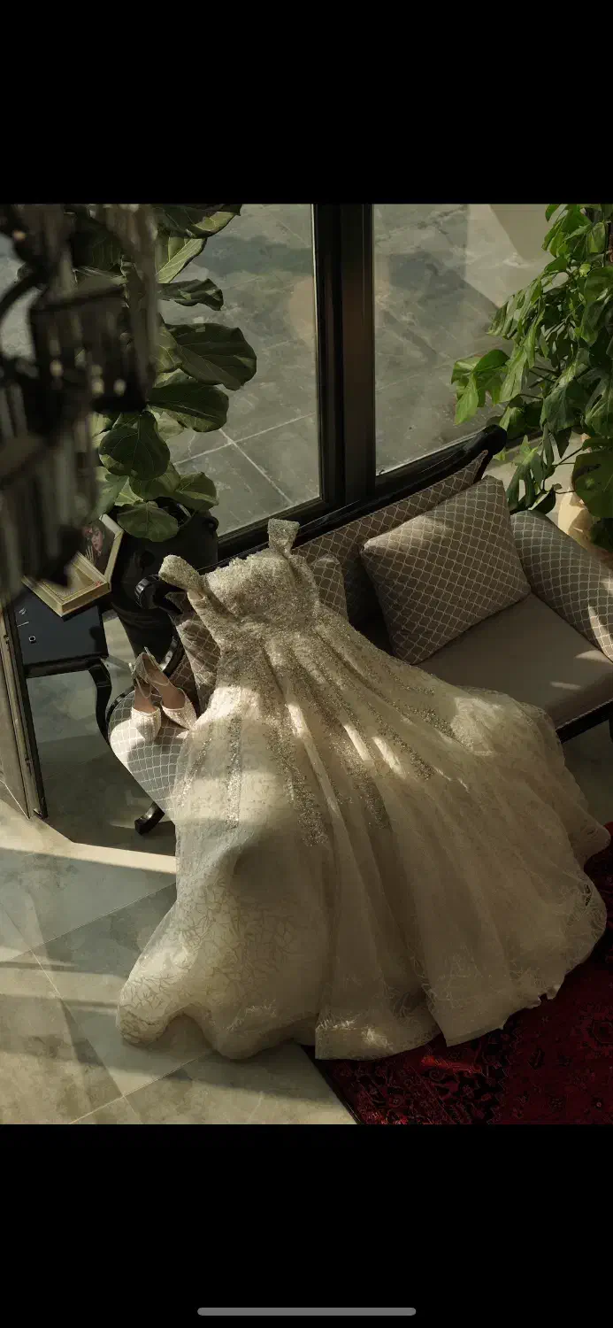 لباس عروس|لباس|رشت, گلسار|دیوار