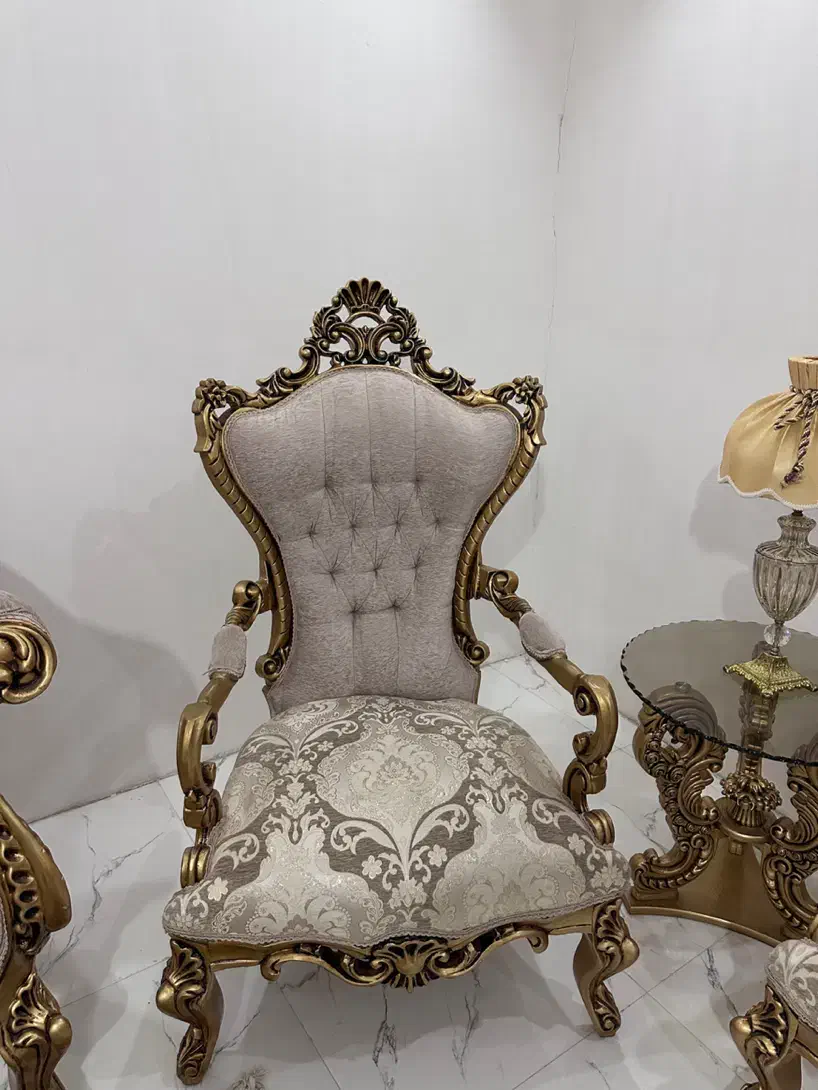 مبل سلطنتی کلاسیک|مبلمان خانگی و میز عسلی|گلستان (تهران), |دیوار