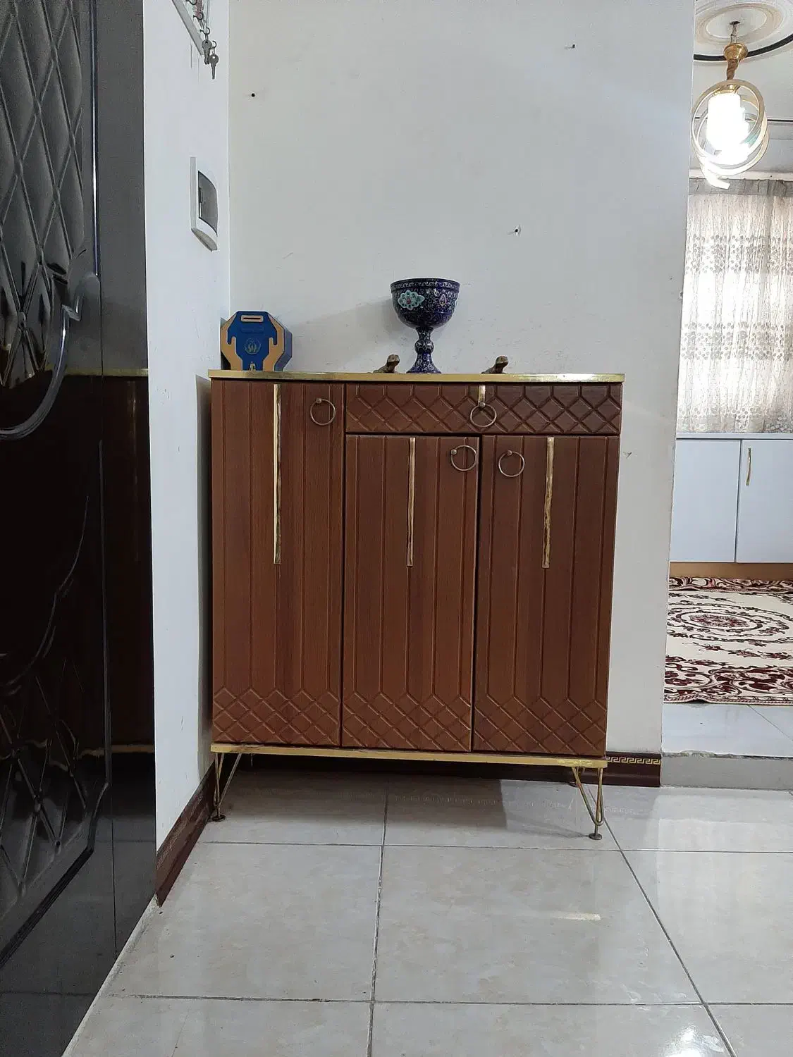 چند عدد لوازم خانگی|فرش|پیشوا, |دیوار