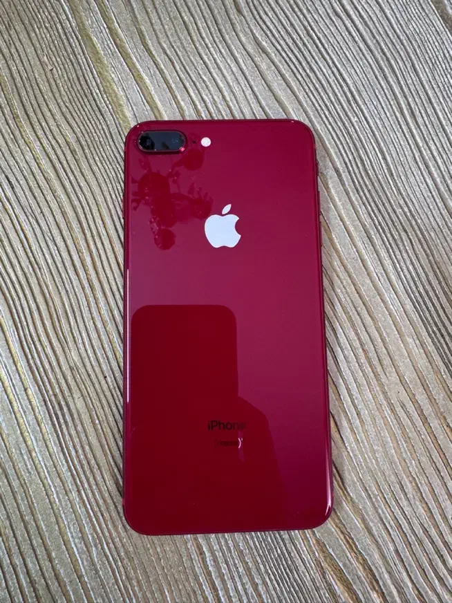 گوشی iPhone 8 Plus|موبایل|اراک, |دیوار