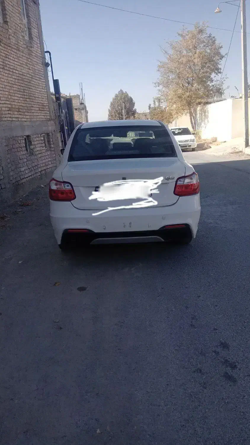 ساینا دوگانه ۱۴۰۲|خودرو سواری و وانت|شیراز, حومه شیراز|دیوار