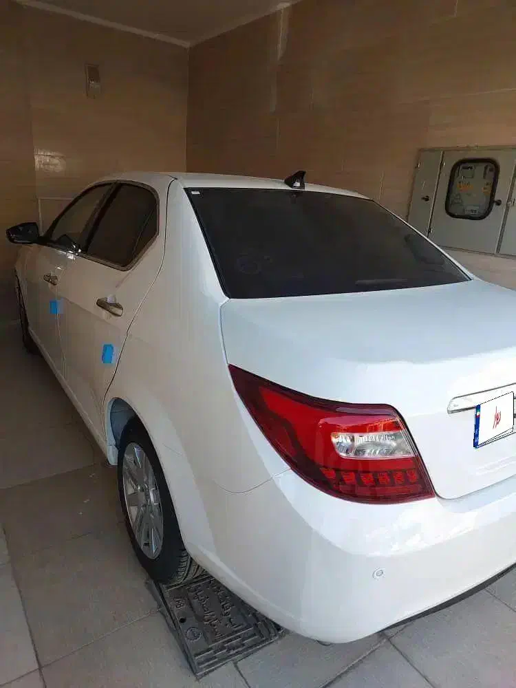 دنا پلاس ۶ دنده موتور ارتقا یافته|خودرو سواری و وانت|شیراز, گلدشت معالیآباد|دیوار