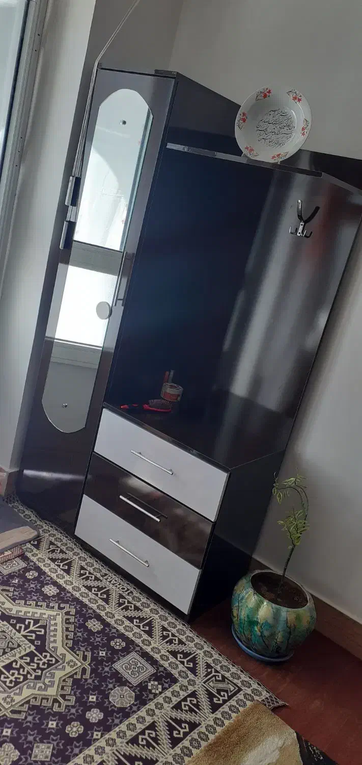 ست پذیرایی قهوه ای نو|جاکفشی، کمد، دراور|بناب, |دیوار