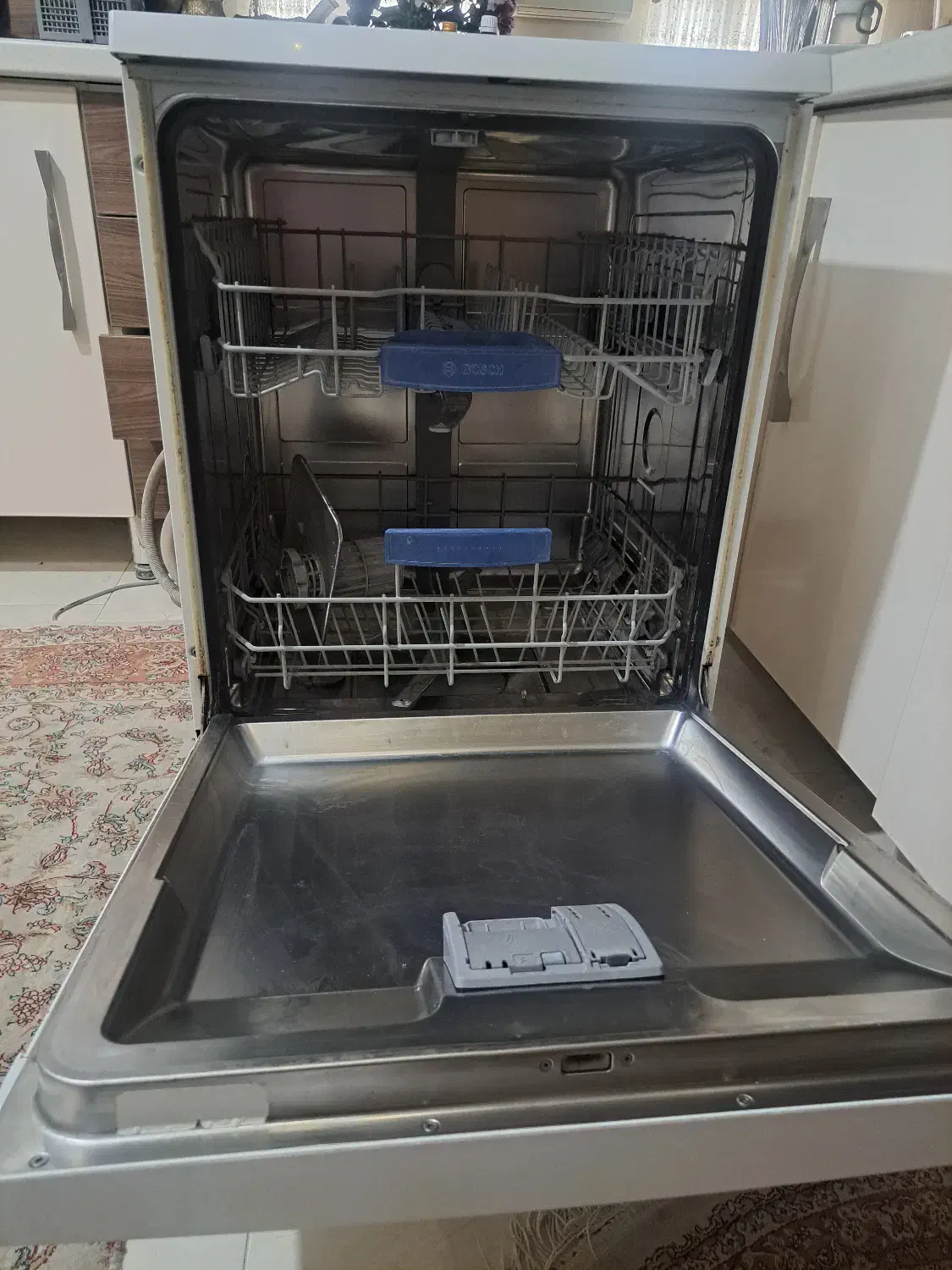 ماشین ظرفشویی بوش آلمان سری4 آدرس خ ایران تهران|ماشین ظرفشویی|چهاردانگه (تهران), |دیوار