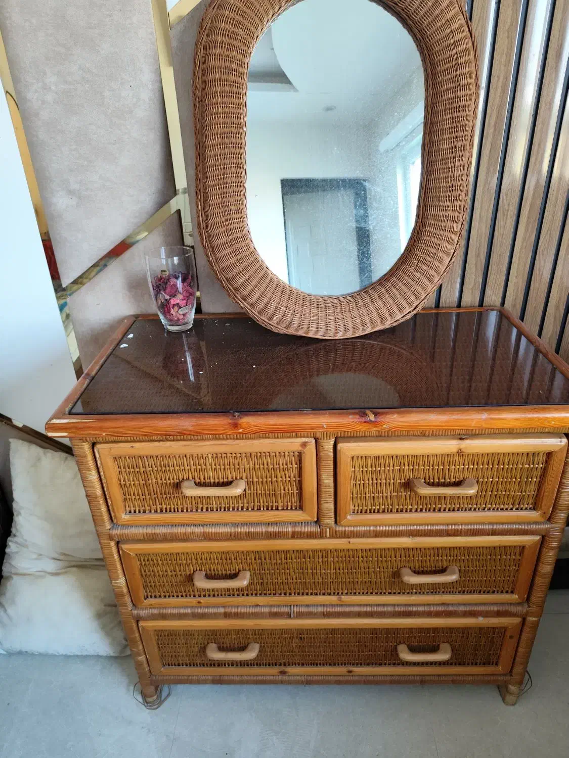 کشو و کنسول حصیری|بوفه، ویترین، کنسول|چمستان, |دیوار