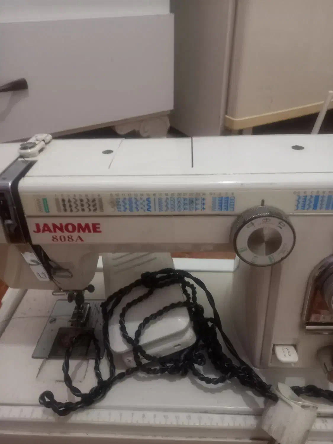 چرخ خیاطی ژانو۸۰۸ سالم|چرخ خیاطی و ریسندگی|محمدیه-قزوین, |دیوار