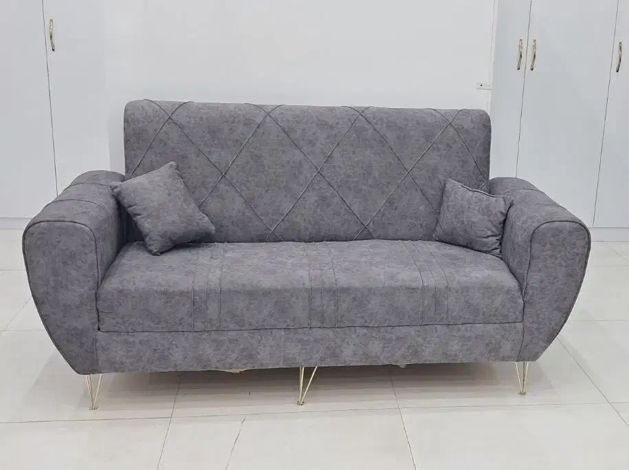 مبل ۷ نفره  ۱۴ تومن به خریدار واقعی تخفیف میدم|مبلمان خانگی و میز عسلی|سبزوار, ولیعصر (نجار آباد)|دیوار