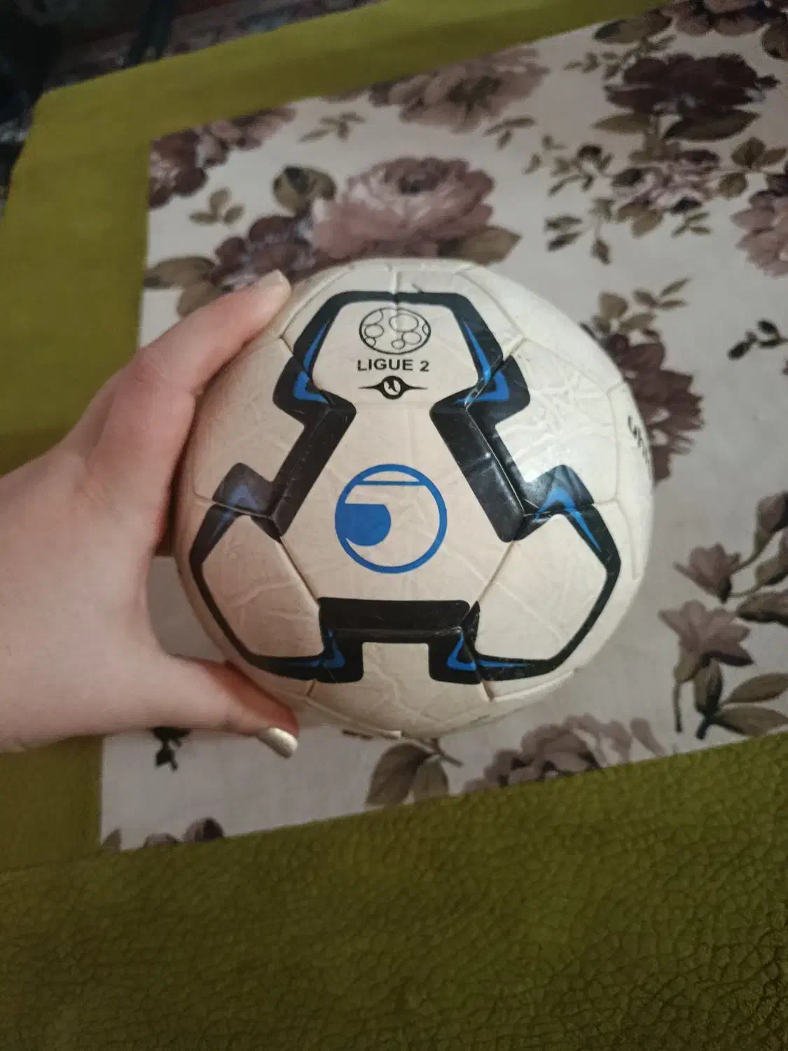 توپ هندبال سالم|ورزشهای توپی|سمنان, |دیوار