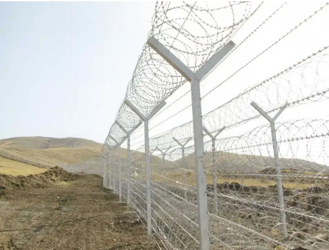 اجرای فنس کشی با اکیپ|خدمات پیشه و مهارت|اصفهان, الهیه|دیوار