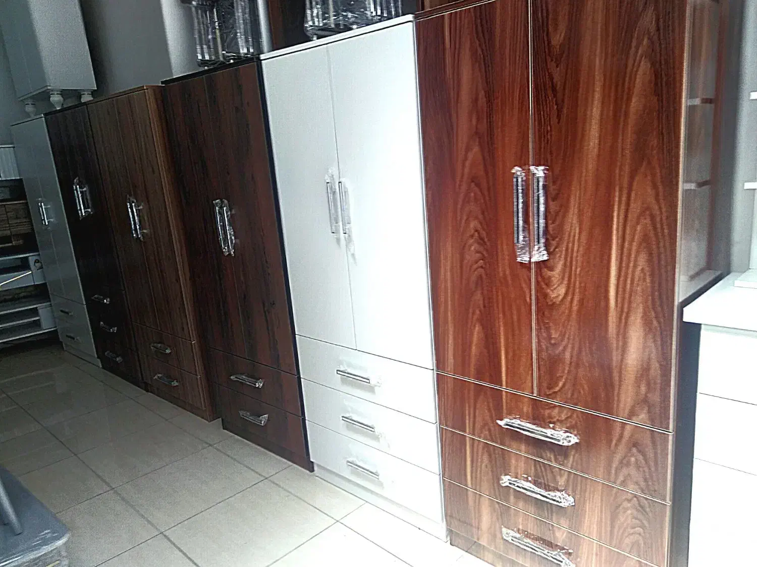 کمد و دراور|جاکفشی، کمد، دراور|اراک, |دیوار