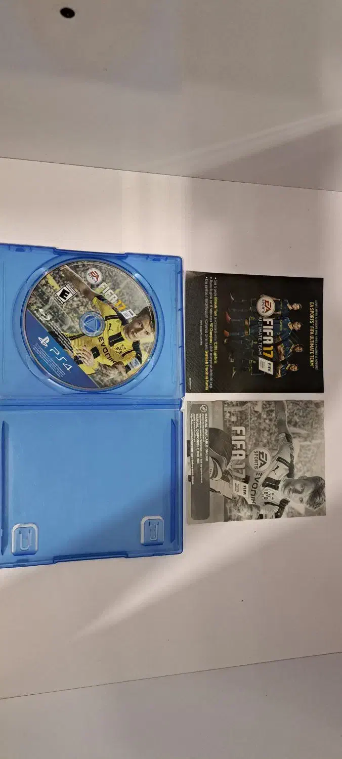 دیسک فیفا ۱۷ سالم بدون خط و خش|کنسول، بازی ویدئویی و آنلاین|تهران, هوانیروز|دیوار