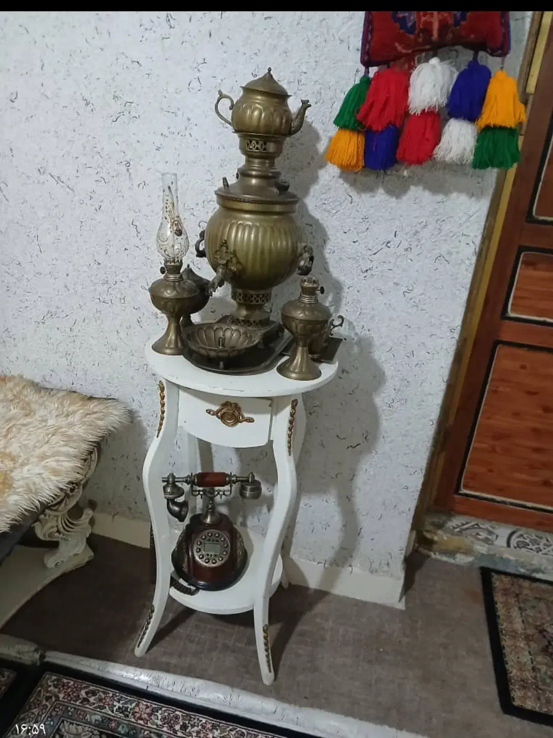 میز تلفن|میز تلفن|کنارک, |دیوار