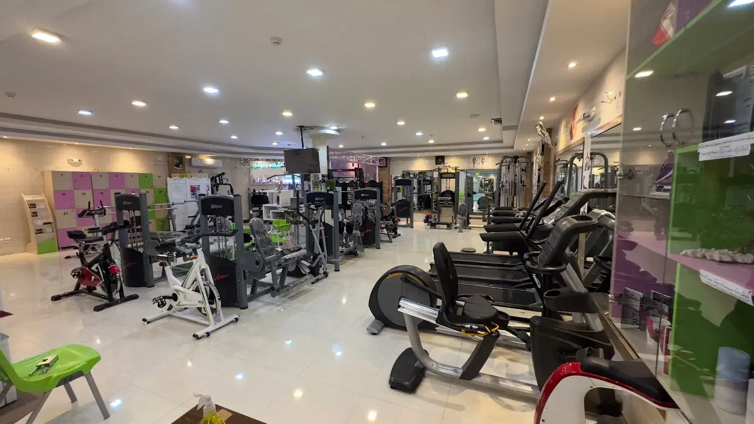 فروش یکجا تجهیزات باشگاه ورزشی|تجهیزات ورزشی|اصفهان, ملکشهر|دیوار