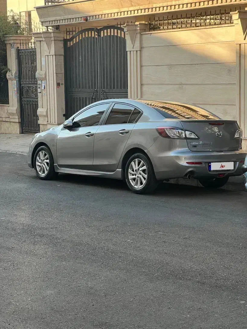 مزدا ۳ تیپ ۴|خودرو سواری و وانت|تهران, آبشار تهران (دریاچه)|دیوار