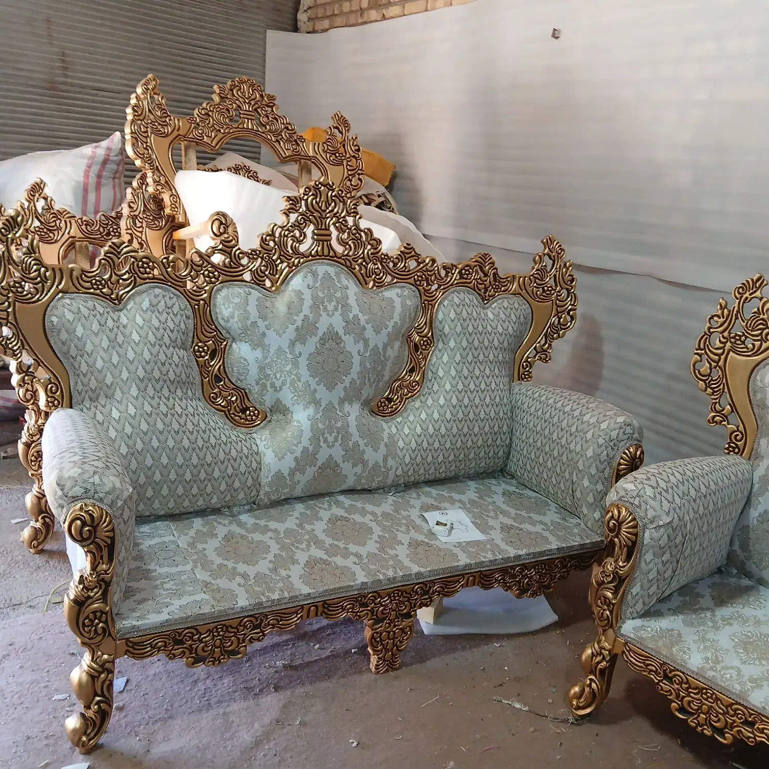 مبل تاج|مبلمان خانگی و میز عسلی|اهر, |دیوار