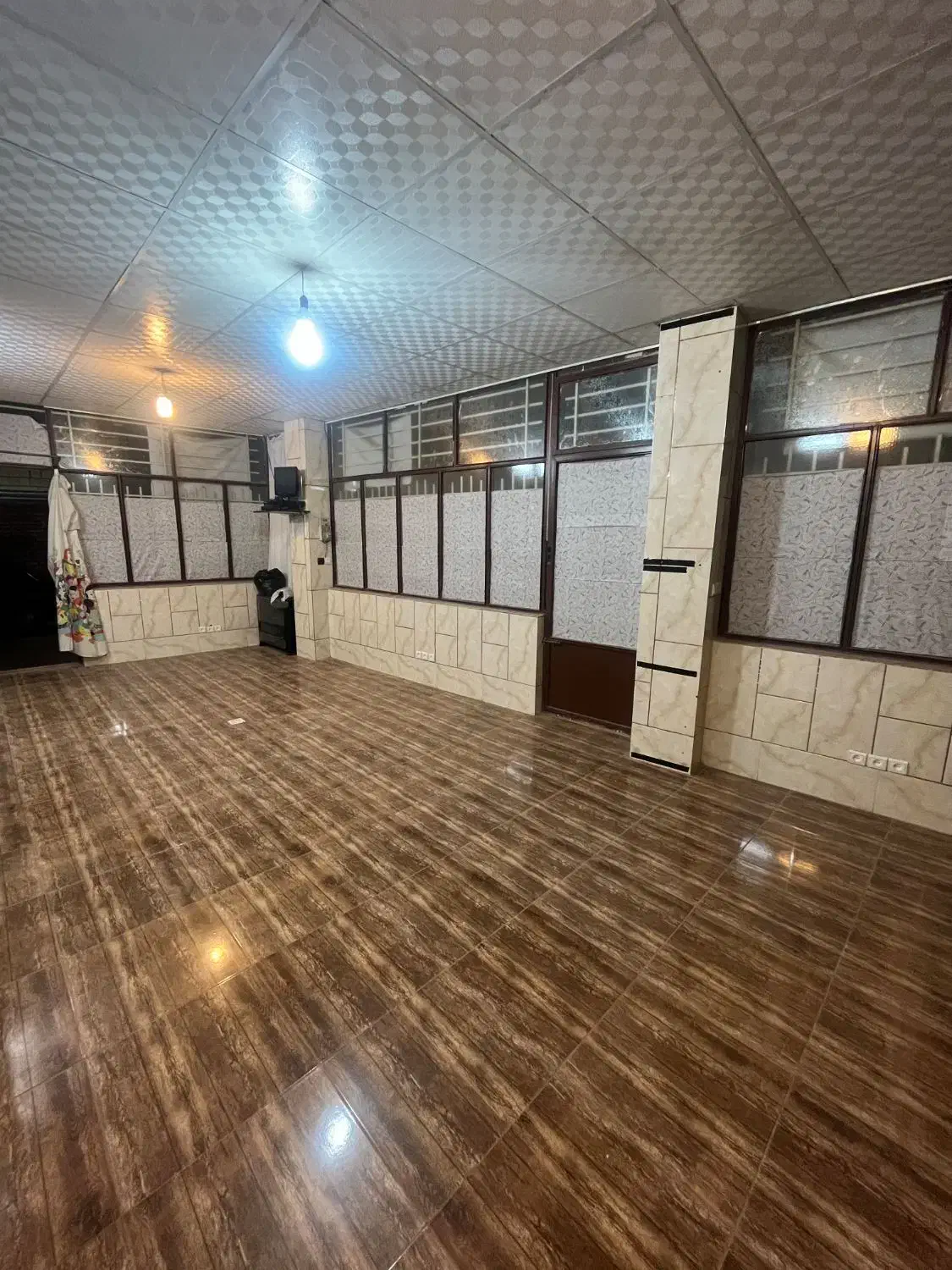 فروش مغازه دونبش/آتشگاه/نبوی منش|فروش مغازه و غرفه|خمینی‌شهر, |دیوار