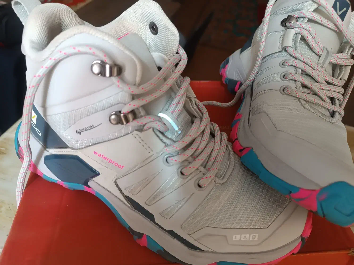 کفش کوهنوردی ضدآب Vico مدل R3163FB نوعه نو|کیف، کفش، کمربند|کرج, گلشهر|دیوار