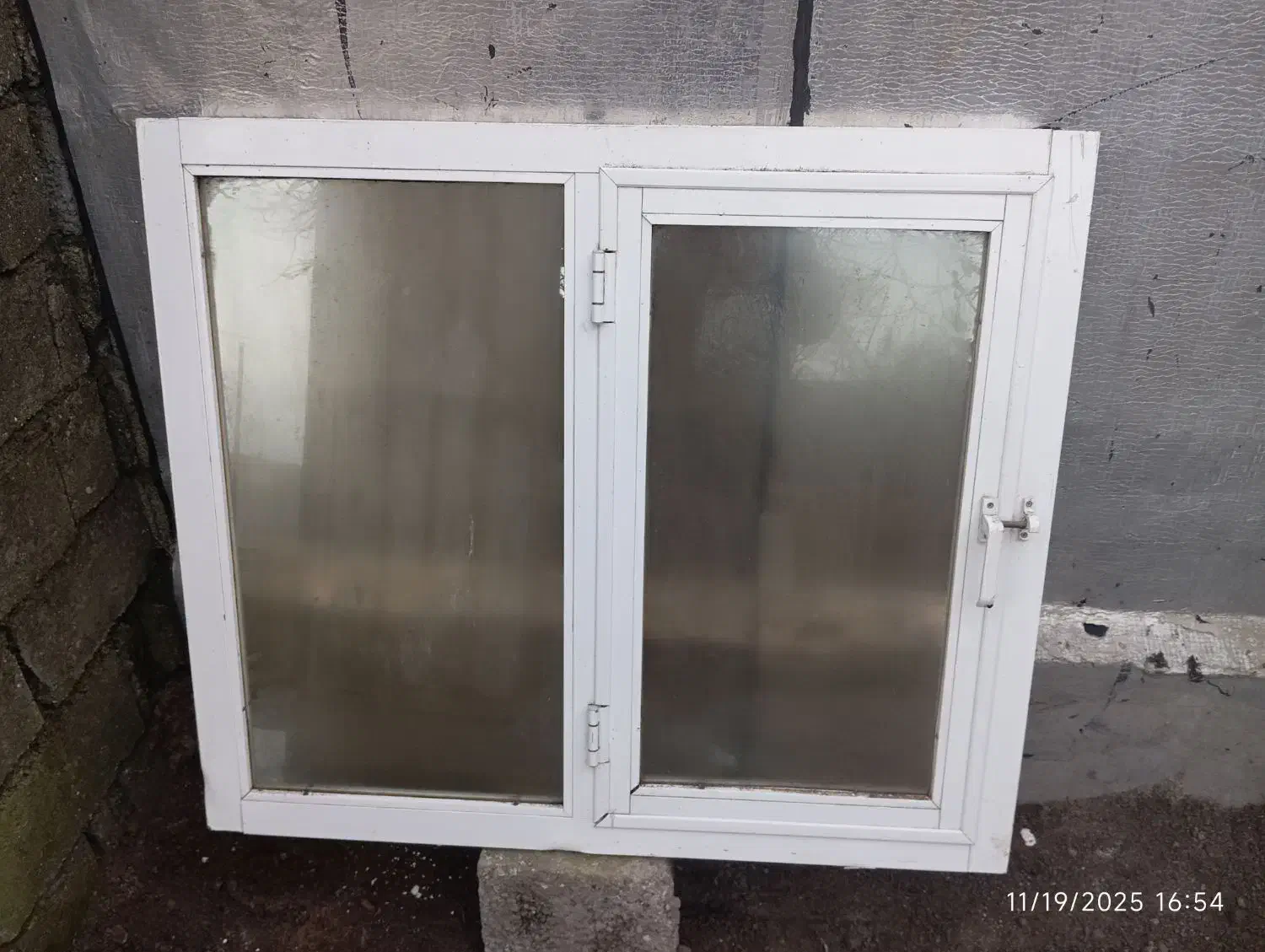 پنجره آلومینیومی در حد نو 100*115|مصالح و تجهیزات ساختمان|آستارا, |دیوار